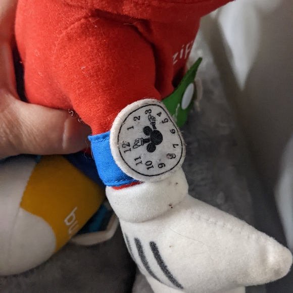 Mickey mouse learn to dress plush - Picture 7 of 8